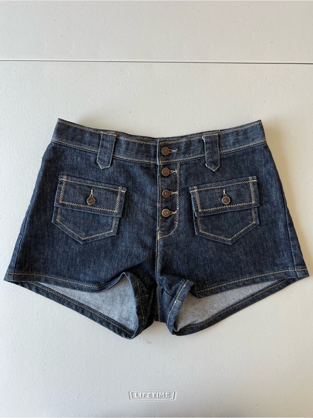 Enyce // NWOT Mid to High Rise Southern Y2K Cheeky Festival Shorts Size 26